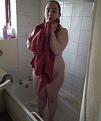 Showering Amateurs Voyeur