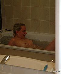 Showering Voyers
